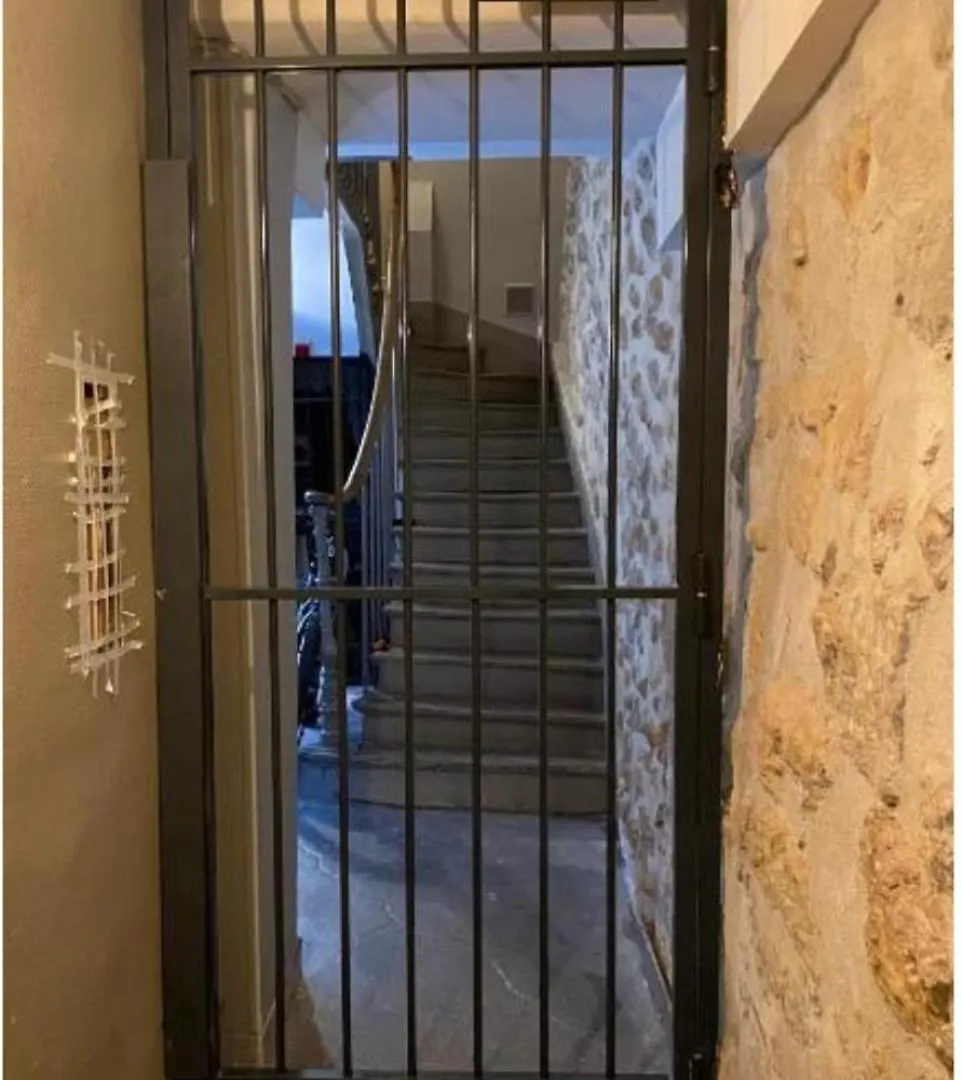 Joli Studio Au Coeur De باريس